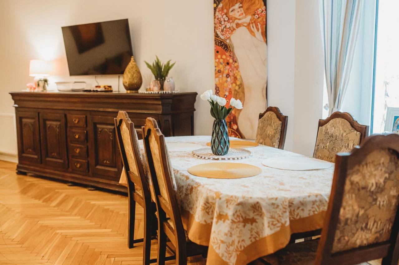 Fatcat Apartments Krakow Luaran gambar